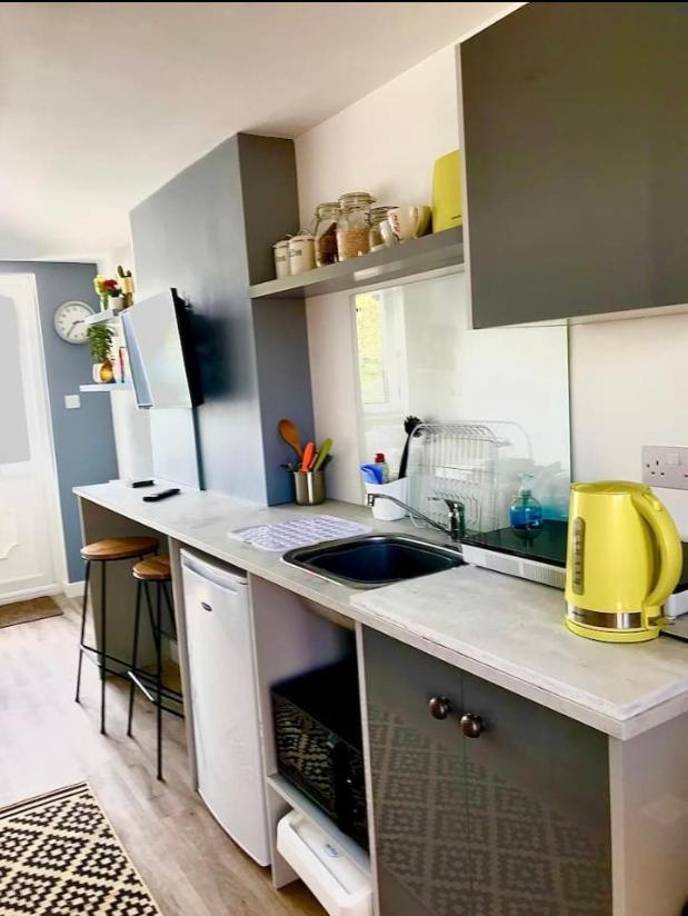 Elkstone Studio Private Hottub Pet Friendly Malvern Екстериор снимка